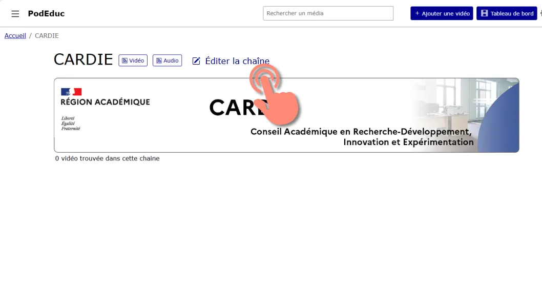 lien Éditer la chaîne visible dans l’en-tête de la page de chaîne.
