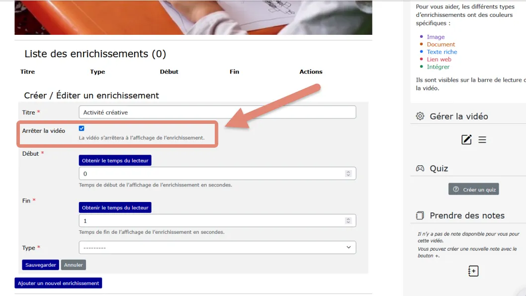 option &ldquo;Arrêter la vidéo&rdquo; pour mettre en pause lors de l’affichage.