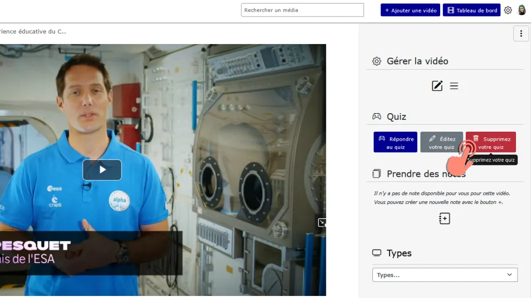 cliquer sur bouton supprimer votre quiz.